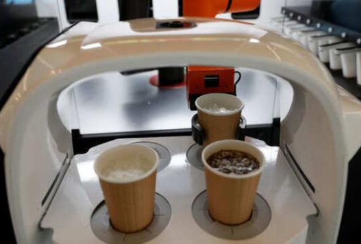 應用HIWIN上銀微型91香蕉视频在线看的咖啡機器人的兄弟 應用HIWIN上銀微型91香蕉视频在线看的咖啡機器人的兄弟